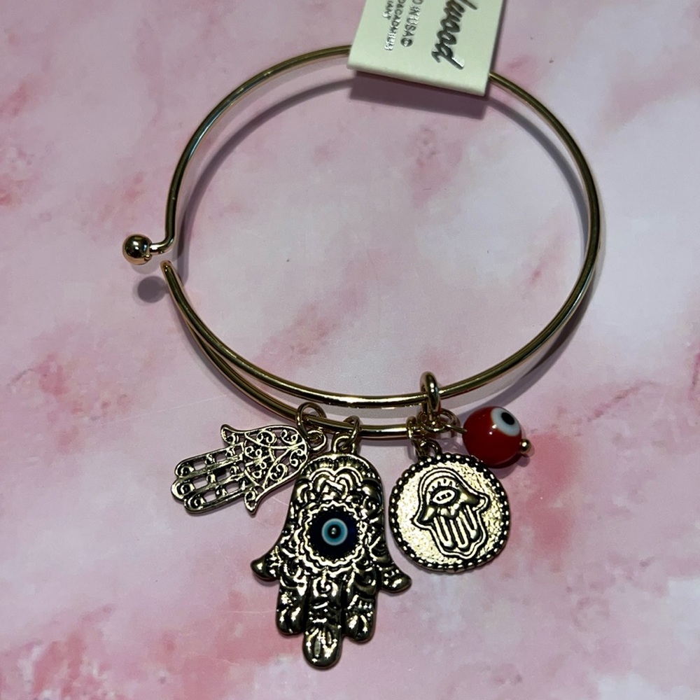 New Redwood Lucky/Evil Eye Hamsa Hand Antique Gold Tone Hook Bracelet